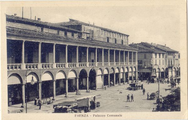 Faenza - Palazzo Comunale