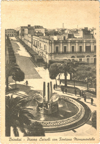 Brindisi - Piazza Cairoli 1941