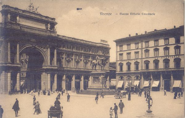 Firenze - Piazza Vittorio Emanuele 1914