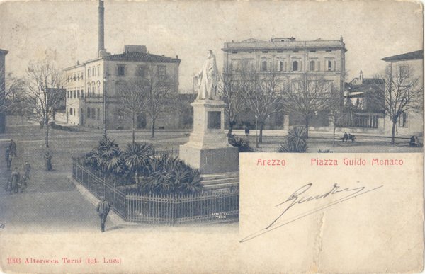 Arezzo - Piazza Guido Monaco
