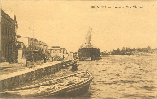 Brindisi - via Marina e il Porto