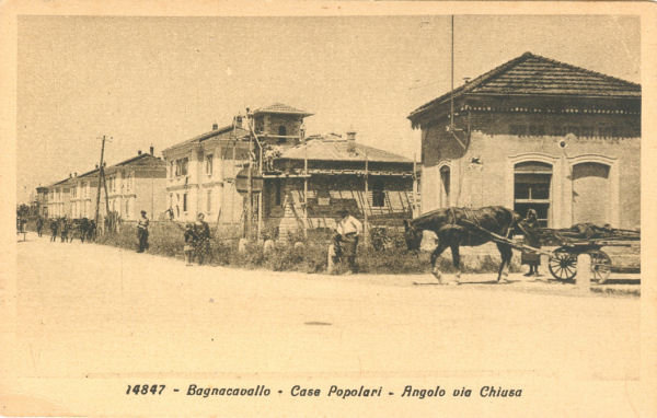 Bagnacavallo - Case Popolari angolo via Chiusa