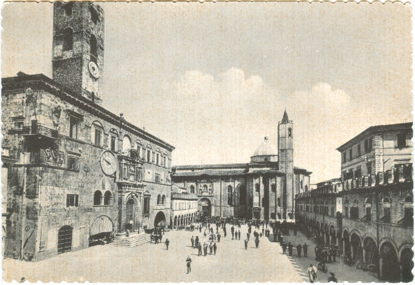 Ascoli Piceno - Piazza del Popolo