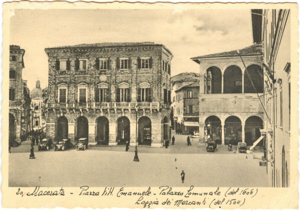Macerata - Piazza Vittorio Emanuele 1938