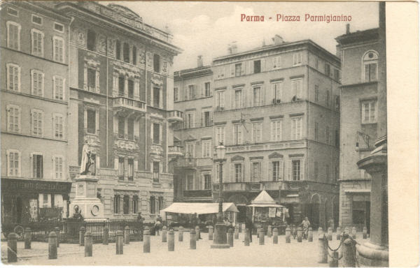 Parma - Piazza Parmigianino
