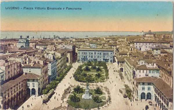 Livorno - P.za Vittorio Emanuele 1933