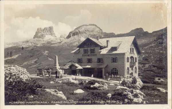 Passo Falzarego - Albergo Marmolada