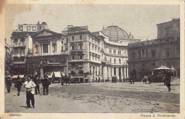 Napoli - Piazza San Ferdinando